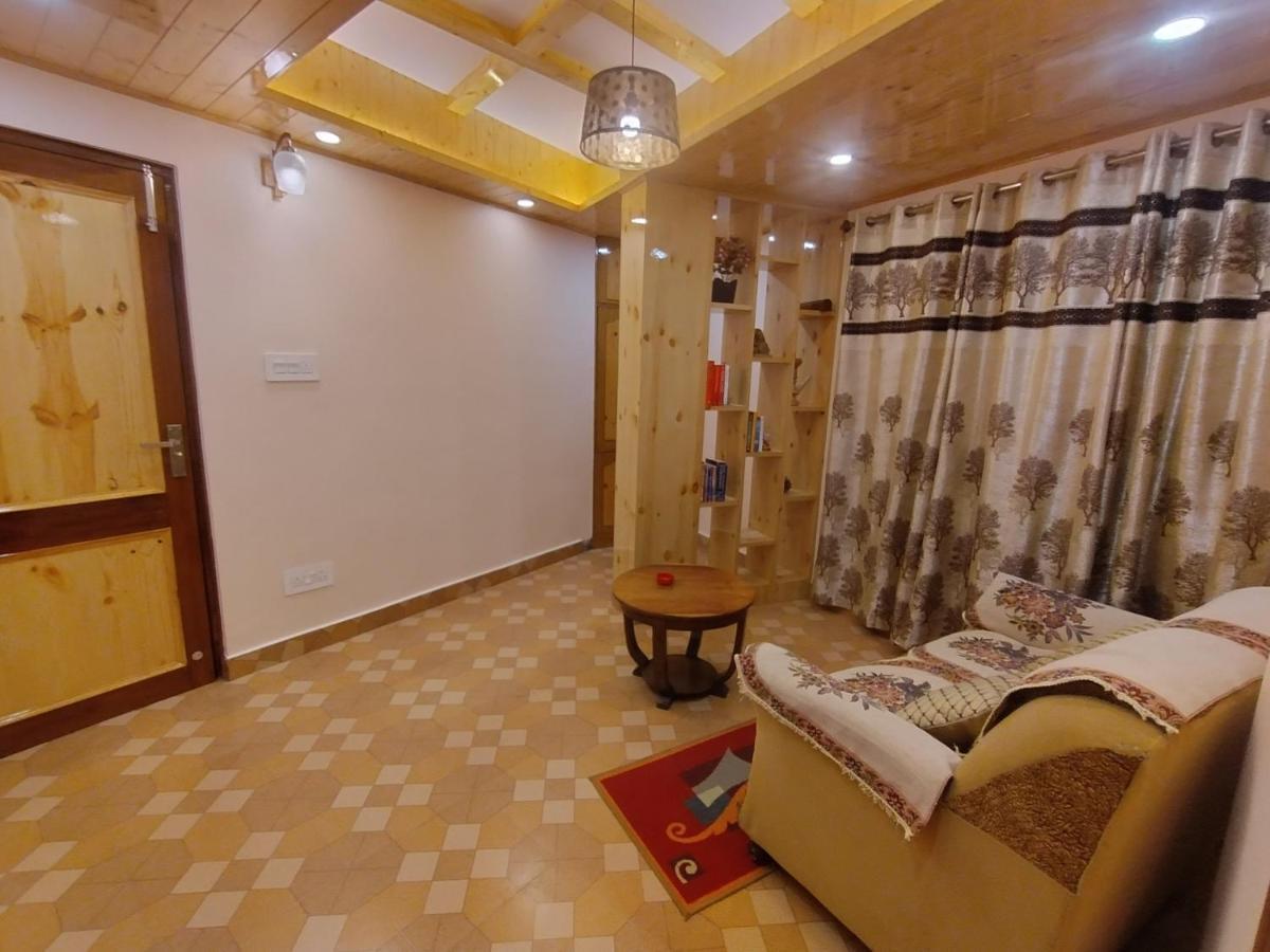 שימלה Vintage Woods Inn מראה חיצוני תמונה