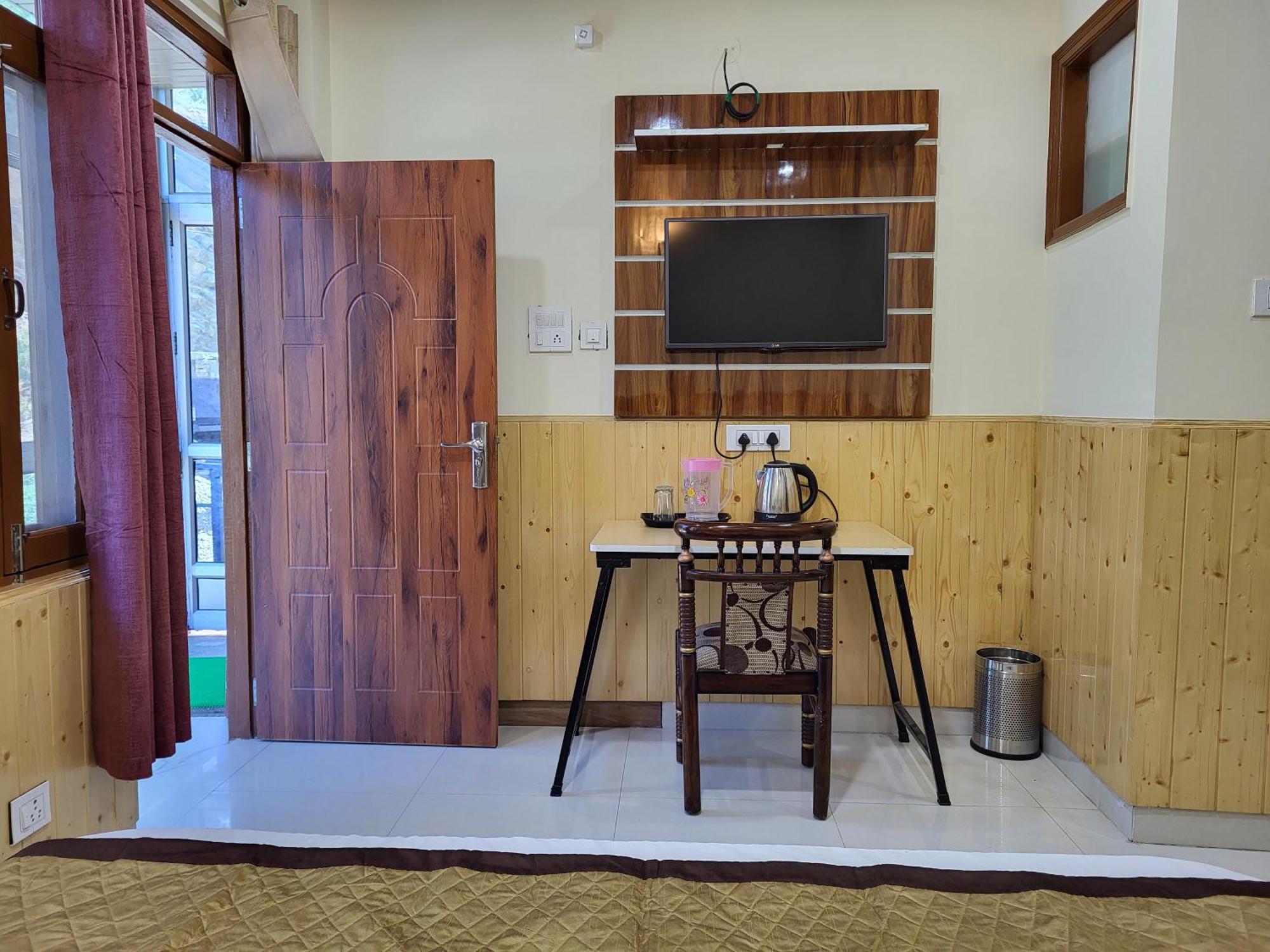 שימלה Vintage Woods Inn מראה חיצוני תמונה